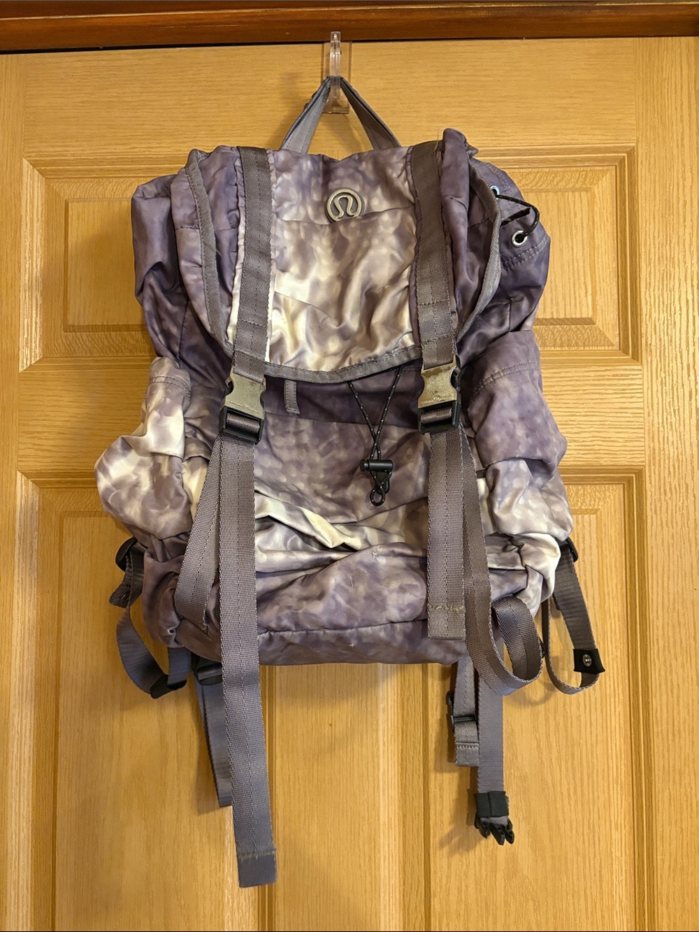 Lululemon wanderlust snowy owl rucksack backpack